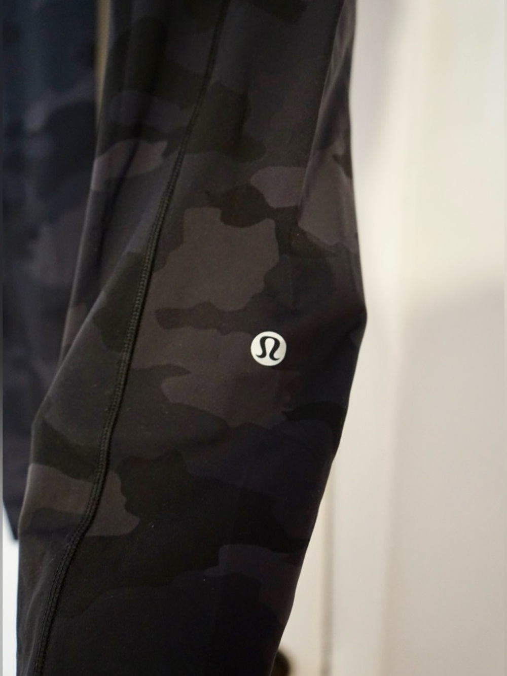 lululemon Black Performance Leggings with Interior Pocket